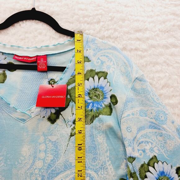 T-Shirt Size 2X Powder Blue Gerbera Daisy Paisley Bloomcore Whimsycore Couquette - Picture 7 of 16